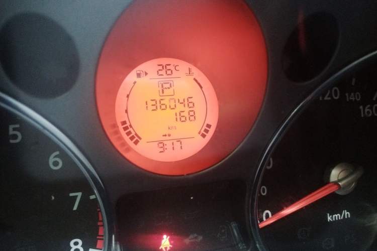 Used Nissan X-Trail 2012 2.5L CVT Luxury Edition 4WD Odometer Close Up