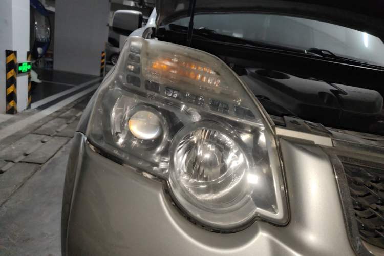 Used Nissan X-Trail 2012 2.5L CVT Luxury Edition 4WD Right Front Headlight