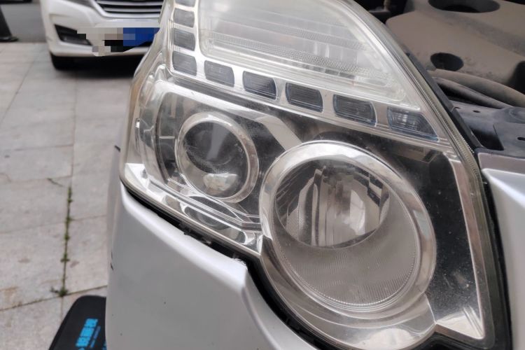 Used Nissan X-Trail 2012 2.5L CVT Luxury Edition 4WD Right Front Headlight