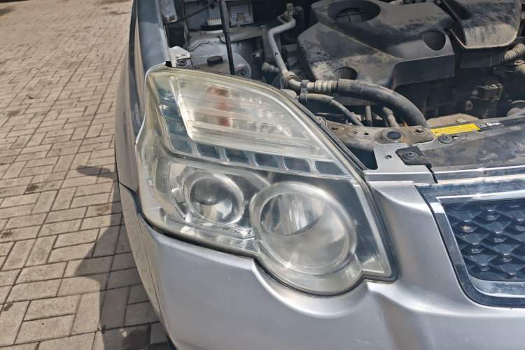 Used Nissan X-Trail 2012 2.5L CVT Luxury Edition 4WD Right Front Headlight
