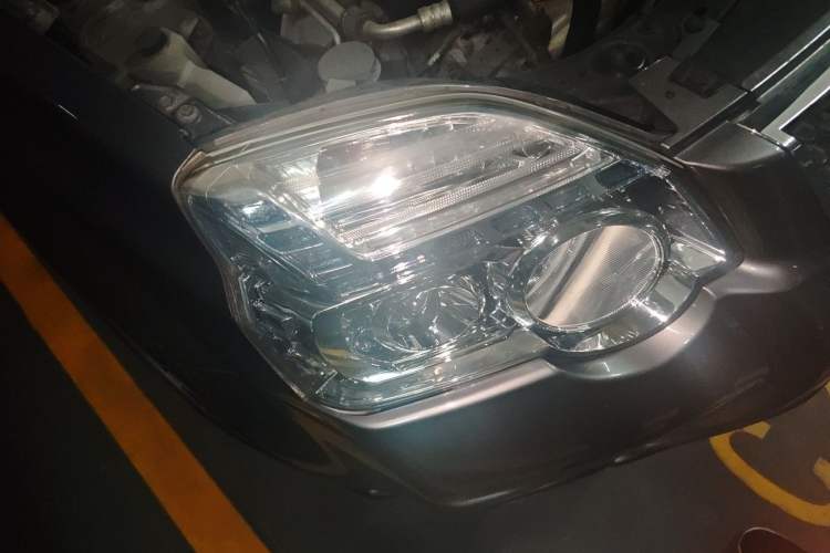 Used Nissan X-Trail 2012 2.5L CVT Luxury Edition 4WD Right Front Headlight
