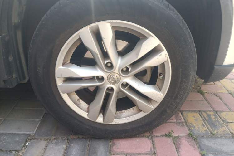 Used Nissan X-Trail 2012 2.5L CVT Ultimate Edition 4WD Right Front Wheel Hub