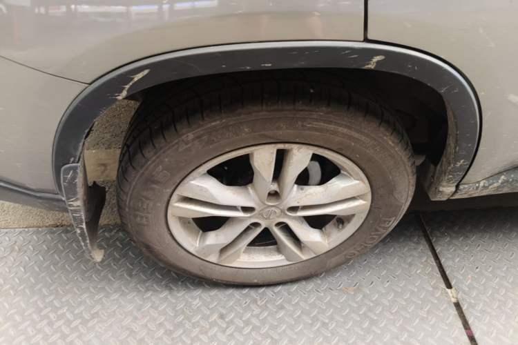 Used Nissan X-Trail 2012 2.0L CVT Comfort Edition 4WD Right Rear Wheel Hub