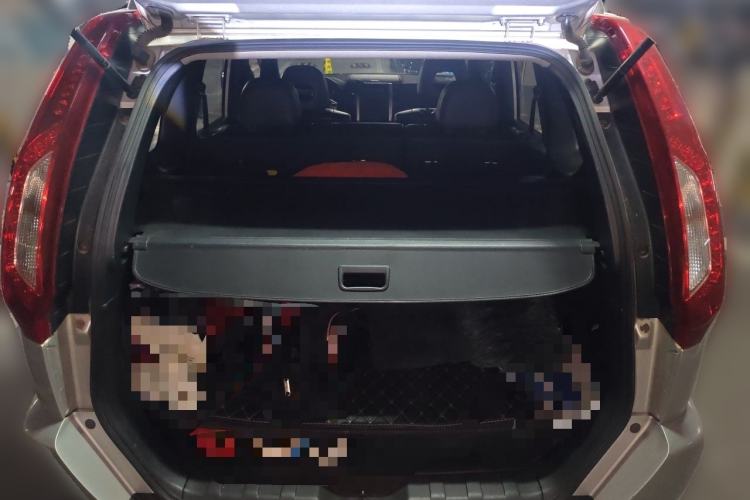 Used Nissan X-Trail 2012 2.5L CVT Luxury Edition 4WD Trunk