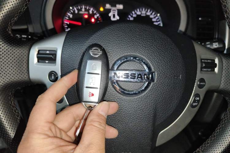 Used Nissan X-Trail 2012 2.5L CVT Luxury Edition 4WD Vehicle Key