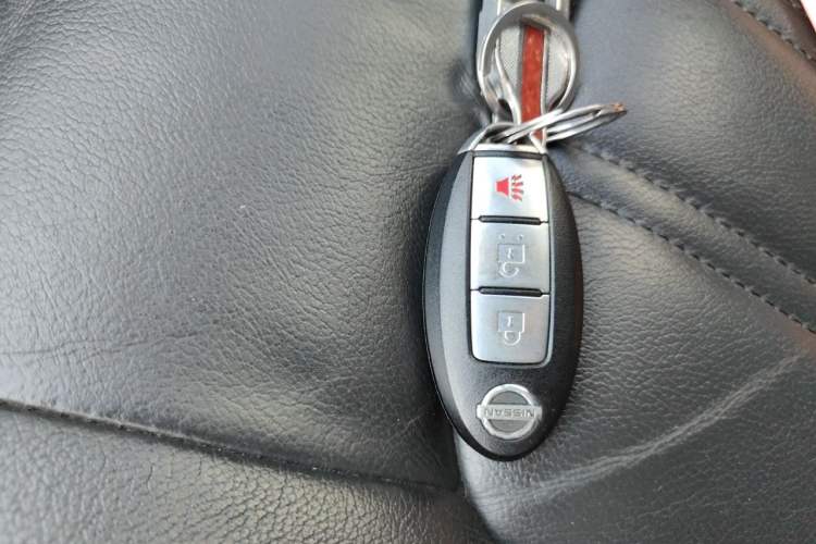 Used Nissan X-Trail 2012 2.5L CVT Luxury Edition 4WD Vehicle Key