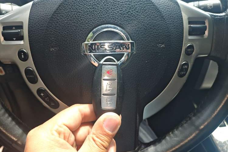 Used Nissan X-Trail 2012 2.5L CVT Luxury Edition 4WD Vehicle Key