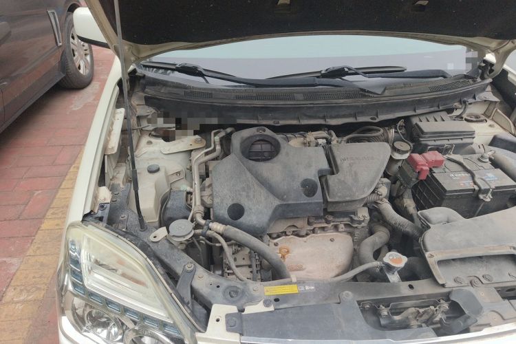Used Nissan X-Trail 2012 2.5L CVT Luxury Edition 4WD Engine Bay Right