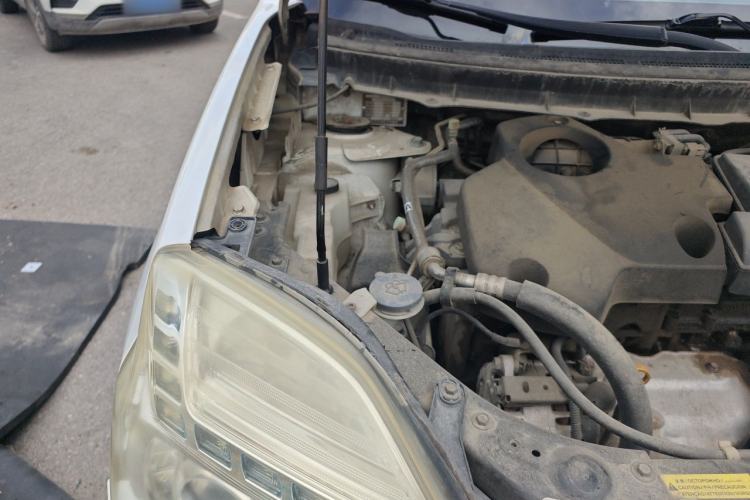 Used Nissan X-Trail 2012 2.5L CVT Ultimate Edition 4WD Engine Bay Right