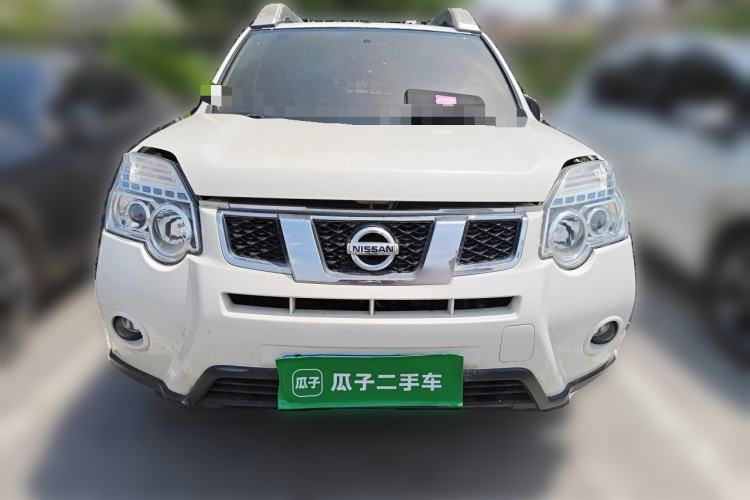 Used Nissan X-Trail 2012 2.5L CVT Luxury Edition 4WD Front