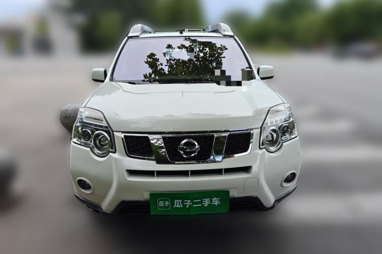 Used Nissan X-Trail 2012 2.5L CVT Luxury Edition 4WD Front