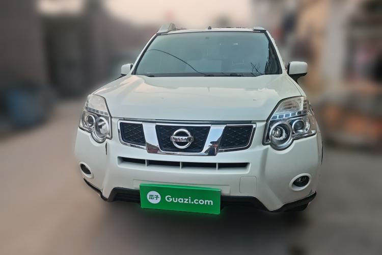 Used Nissan X-Trail 2012 2.5L CVT Luxury Edition 4WD Front