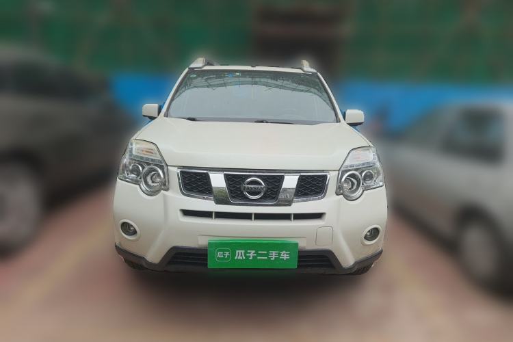 Used Nissan X-Trail 2012 2.5L CVT Luxury Edition 4WD Front