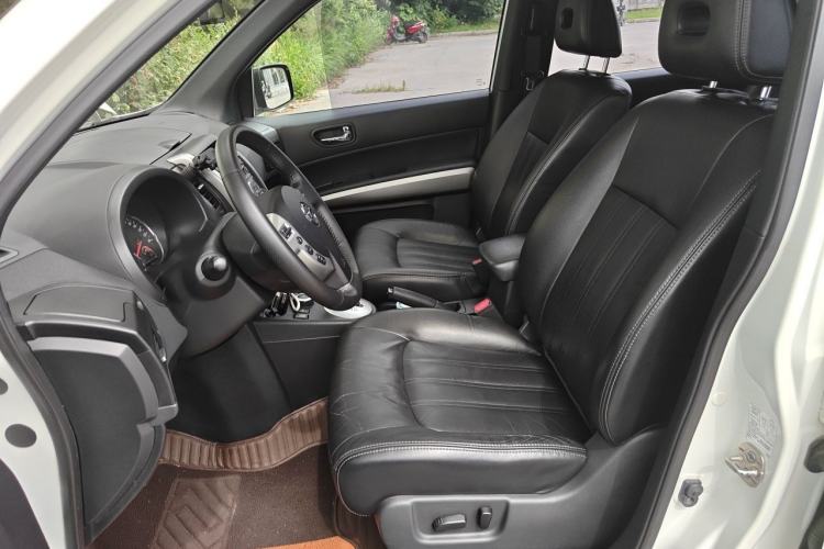 Used Nissan X-Trail 2012 2.5L CVT Luxury Edition 4WD Left Front Seat