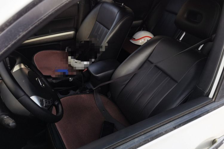 Used Nissan X-Trail 2012 2.5L CVT Luxury Edition 4WD Left Front Seat