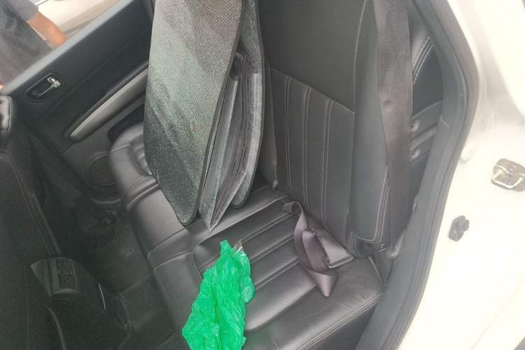 Used Nissan X-Trail 2012 2.5L CVT Luxury Edition 4WD Left Rear Seat