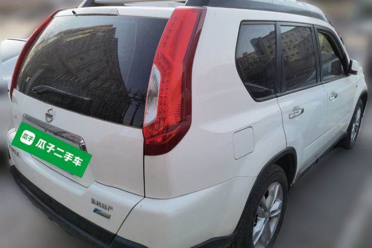 Used Nissan X-Trail 2012 2.5L CVT Luxury Edition 4WD Rear Right 45 Deg