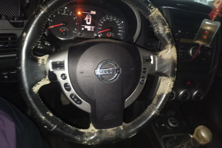 Used Nissan X-Trail 2012 2.5L Manual Luxury Edition 4WD Steering Wheel