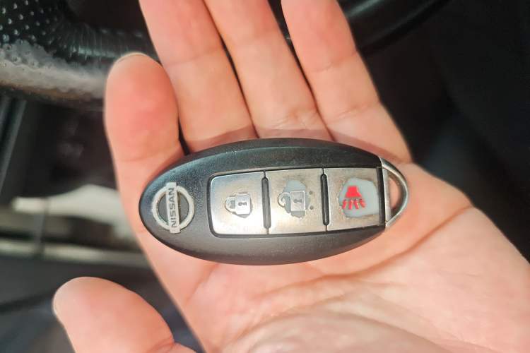 Used Nissan X-Trail 2012 2.5L CVT Luxury Edition 4WD Vehicle Key