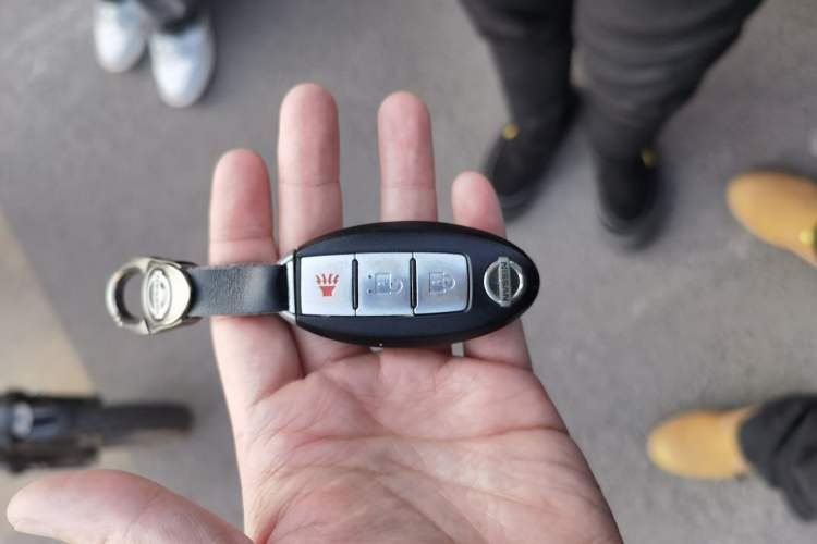 Used Nissan X-Trail 2012 2.5L CVT Luxury Edition 4WD Vehicle Key