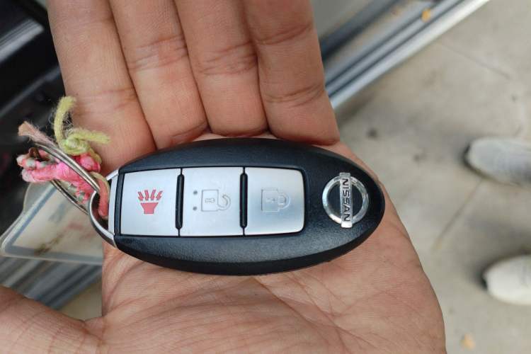 Used Nissan X-Trail 2012 2.5L Manual Luxury Edition 4WD Vehicle Key