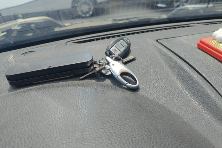 Used Nissan X-Trail 2012 2.5L CVT Luxury Edition 4WD Vehicle Key