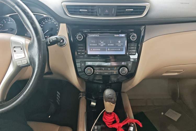 Used Nissan X-Trail 2014 2.0L CVT Smart Edition 2WD Audio And AC Panel