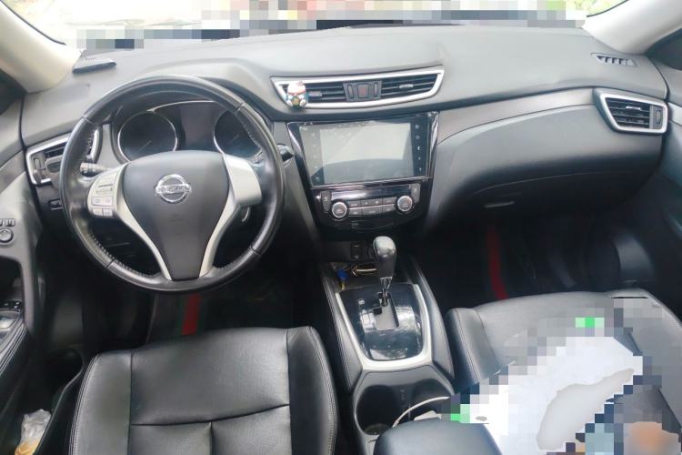 Used Nissan X-Trail 2014 2.0L CVT Comfort Edition 2WD Center Console
