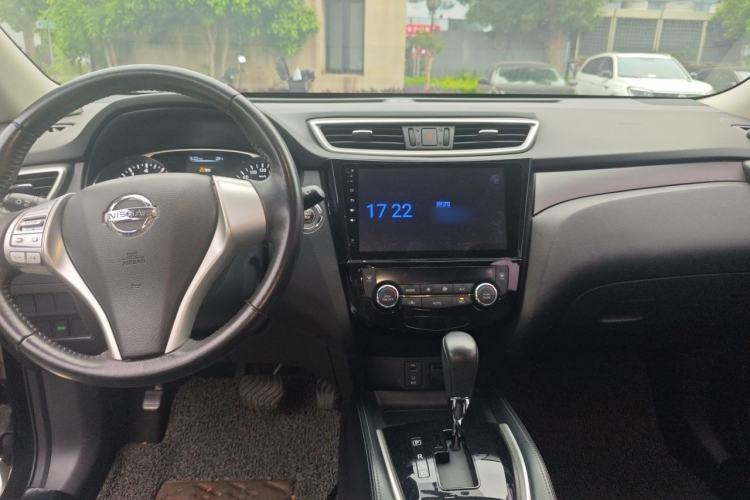 Used Nissan X-Trail 2014 2.0L CVT Smart Edition 2WD Center Console