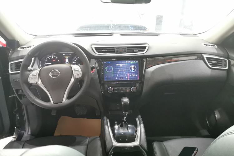 Used Nissan X-Trail 2014 2.0L CVT Smart Edition 2WD Center Console