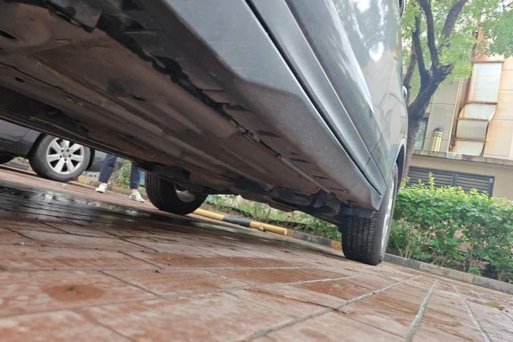 Used Nissan X-Trail 2014 2.0L CVT Comfort Edition 2WD Chassis Front Left