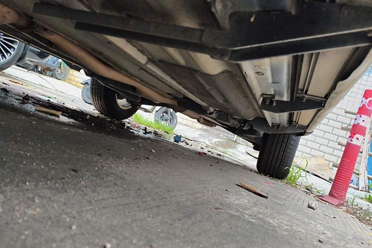 Used Nissan X-Trail 2014 2.5L CVT Leading Edition 4WD Chassis Front Left