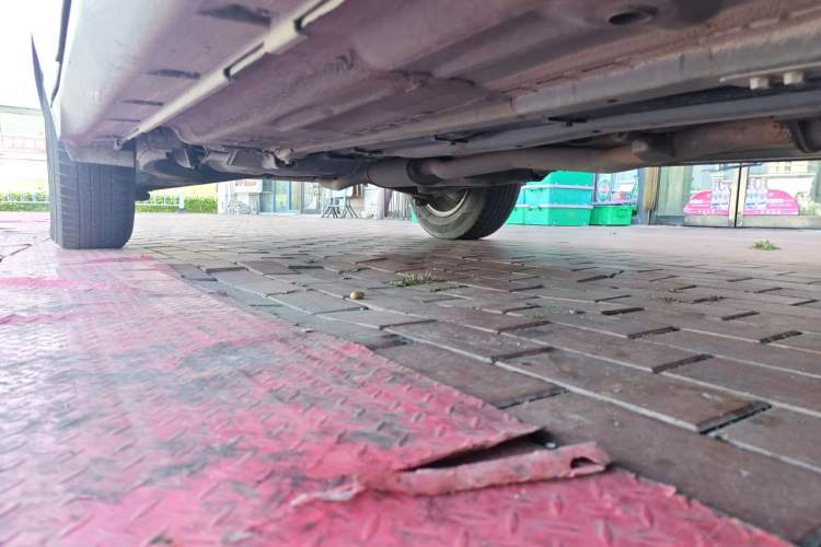 Used Nissan X-Trail 2014 2.5L CVT Luxury Edition 4WD Chassis Front Right