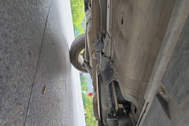 Used Nissan X-Trail 2014 2.0L CVT Comfort Edition 2WD Chassis Rear Left