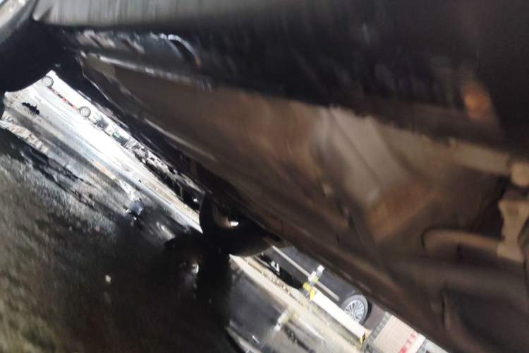 Used Nissan X-Trail 2014 2.0L CVT Comfort Edition 2WD Chassis Rear Left