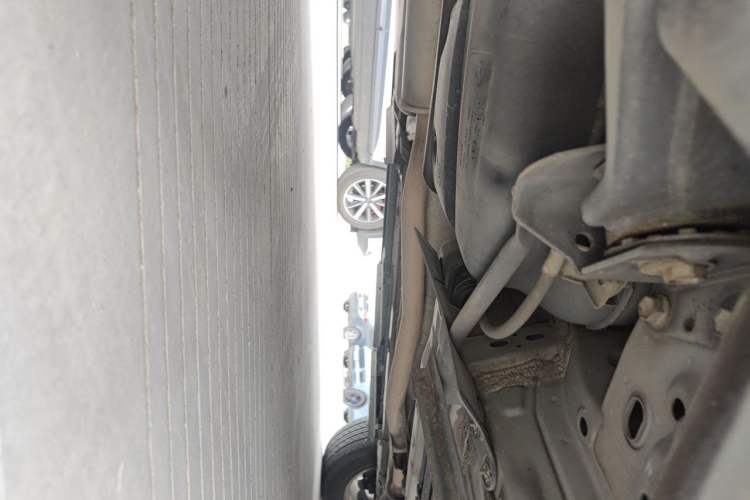 Used Nissan X-Trail 2014 2.0L CVT Comfort Edition 2WD Chassis Rear Right