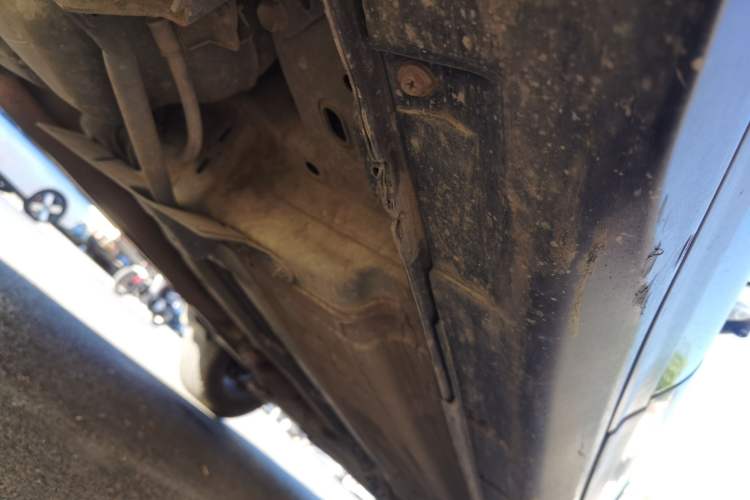 Used Nissan X-Trail 2014 2.0L CVT Comfort Edition 2WD Chassis Rear Right
