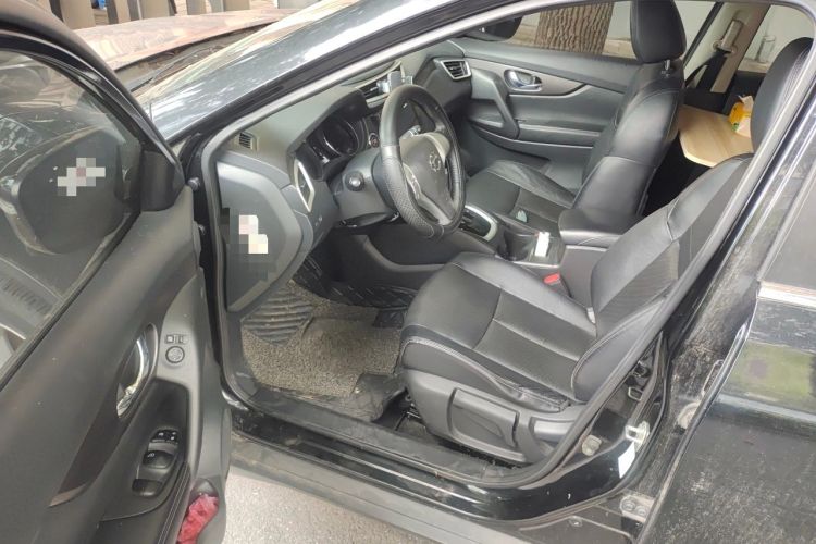 Used Nissan X-Trail 2014 2.0L CVT Comfort Edition 2WD Driver Seat