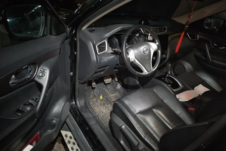 Used Nissan X-Trail 2014 2.0L CVT Comfort Edition 2WD Driver Seat