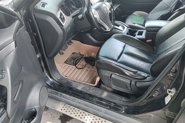 Used Nissan X-Trail 2014 2.0L CVT Comfort Edition 2WD Driver Seat