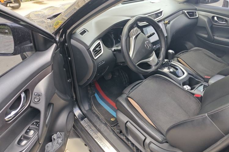 Used Nissan X-Trail 2014 2.0L CVT Smart Edition 2WD Driver Seat