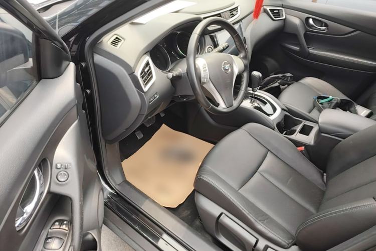 Used Nissan X-Trail 2014 2.0L CVT Comfort Edition 2WD Driver Seat