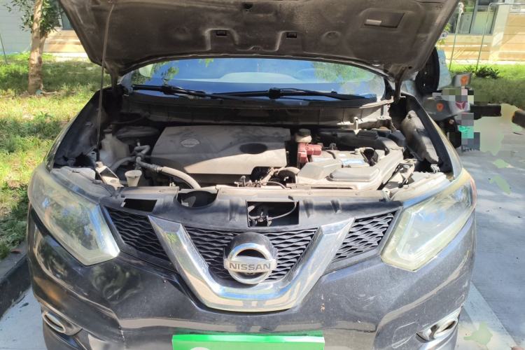 Used Nissan X-Trail 2014 2.0L CVT Comfort Edition 2WD Engine Bay