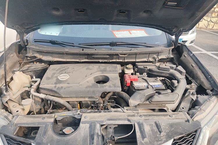 Used Nissan X-Trail 2014 2.0L CVT Comfort Edition 2WD Engine Bay