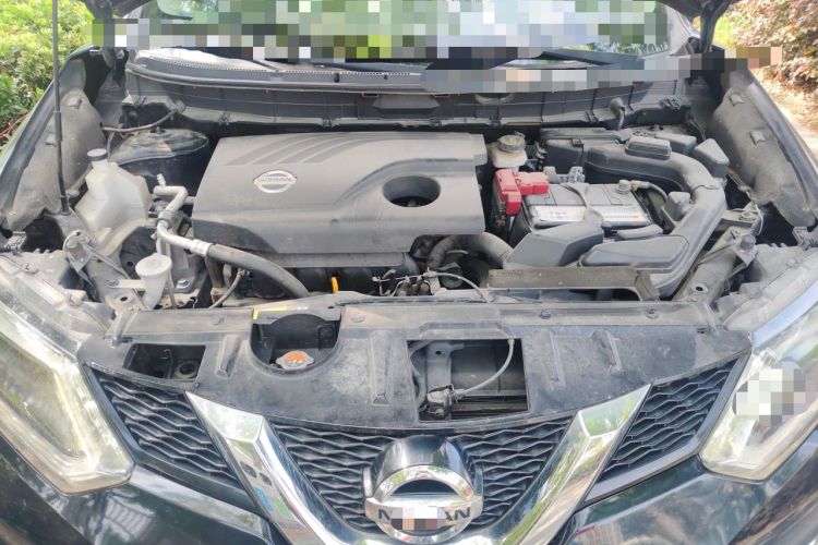 Used Nissan X-Trail 2014 2.0L CVT Comfort Edition 2WD Engine Bay