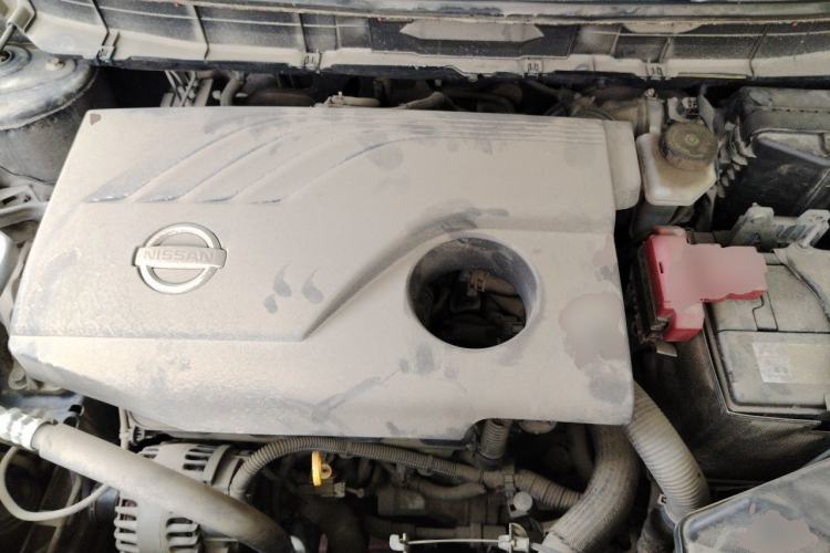 Used Nissan X-Trail 2014 2.0L CVT Comfort Edition 2WD Engine Bay