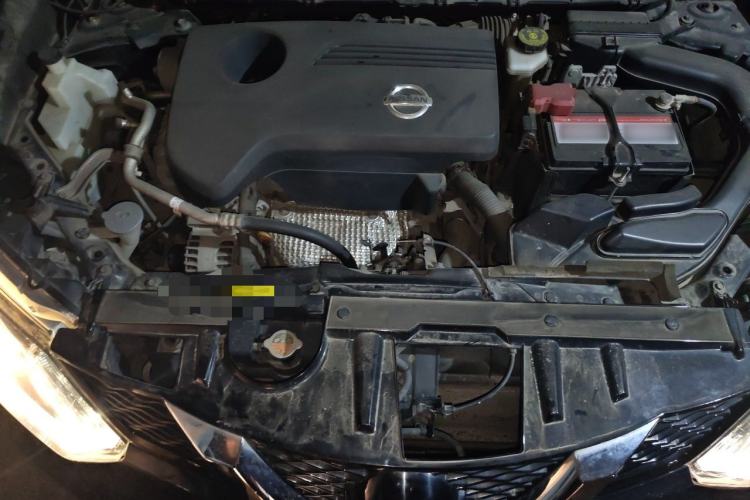 Used Nissan X-Trail 2014 2.5L CVT Luxury Edition 4WD Engine Bay