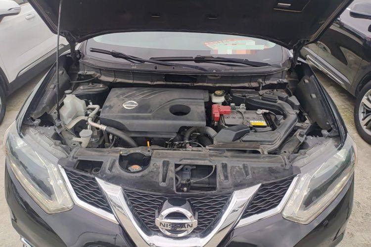 Used Nissan X-Trail 2014 2.0L CVT Comfort Edition 2WD Engine Bay