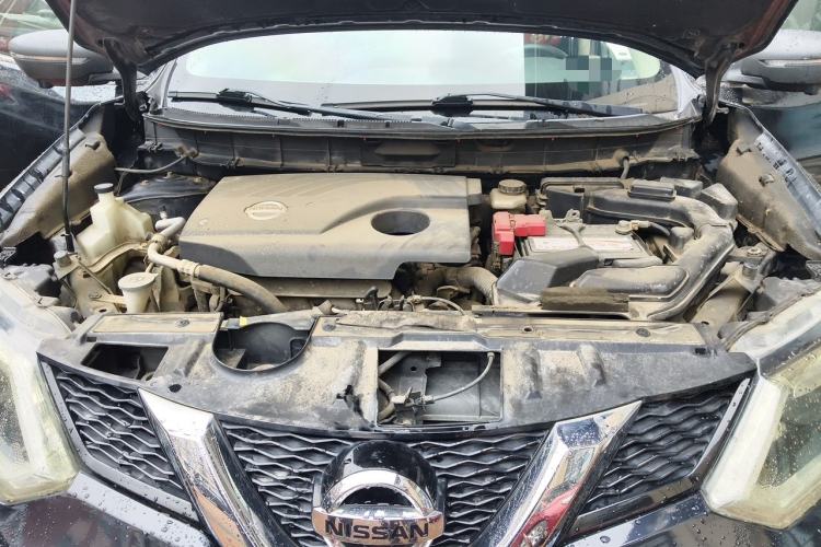 Used Nissan X-Trail 2014 2.0L CVT Comfort Edition 2WD Engine Bay