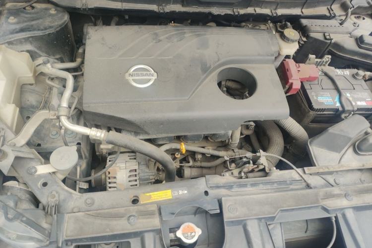 Used Nissan X-Trail 2014 2.0L CVT Comfort Edition 2WD Engine Bay